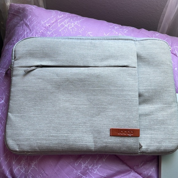 Computer case - Picture 2 of 9